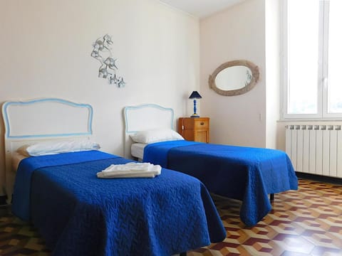 Appartamento signorile in villa! Apartment in Levanto