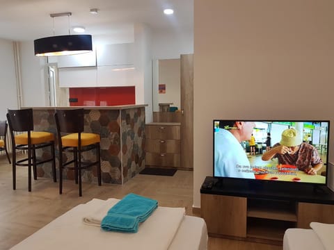 TV and multimedia, Seating area
