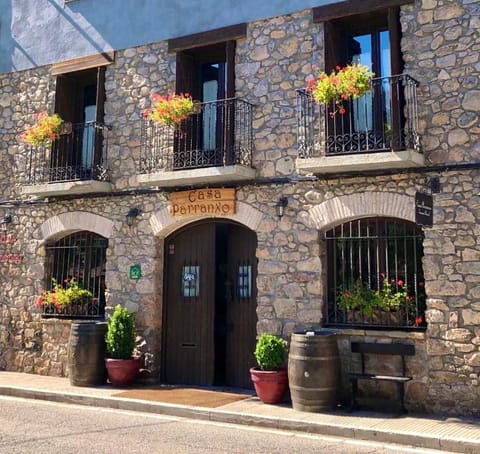 Property building, Facade/entrance
