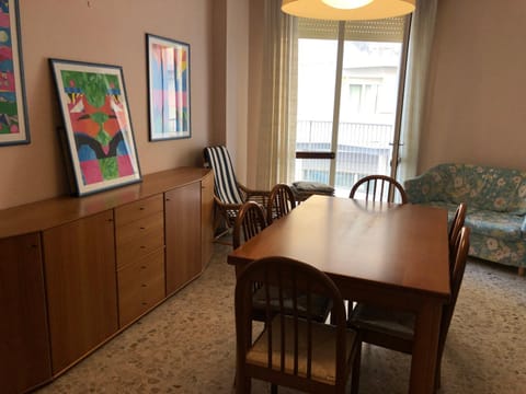 RESIDENCE CENTRO COMMERCIALE - WALTERIGATO Apartments SOLO PER FAMIGLIE Apartment in Lido di Jesolo