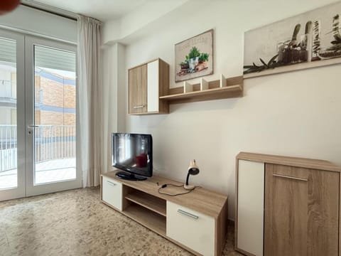 RESIDENCE CENTRO COMMERCIALE - WALTERIGATO Apartments SOLO PER FAMIGLIE Apartment in Lido di Jesolo