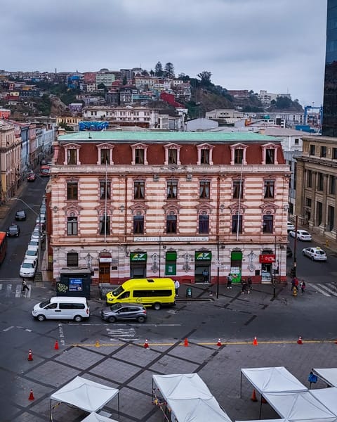 Property building, Day, Neighbourhood, City view, Street view, Location