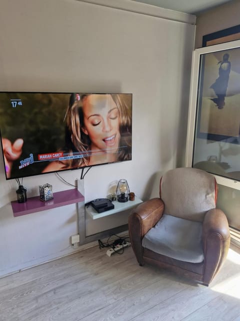 Cosy & Charming logement moderne proche Paris Apartment in Île-de-France