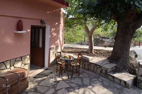 Patio, Facade/entrance, Natural landscape, Balcony/Terrace, Mountain view