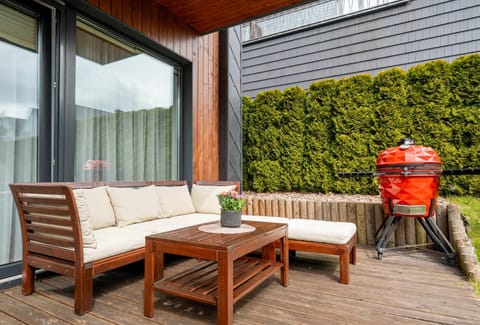 Patio, Garden, Balcony/Terrace, Seating area