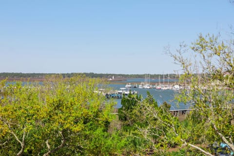 Hotel Folly with Marsh and Sunset Views Hotel in Folly Beach