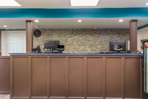 Lobby or reception, On site