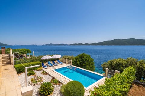 Sea view, Swimming pool