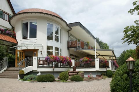 Facade/entrance, Day