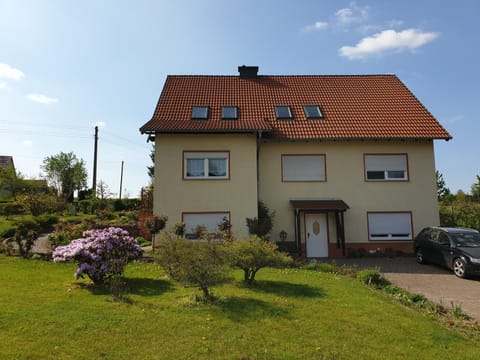 Property building, Spring, Garden view, Parking