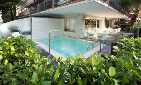 Property building, Hot Tub, Swimming pool, Open Air Bath, Public Bath