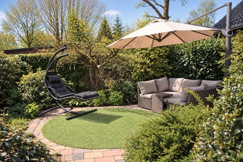 Garden, Seating area
