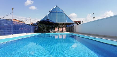 Balcony/Terrace, Swimming pool