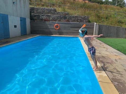 Property building, Swimming pool