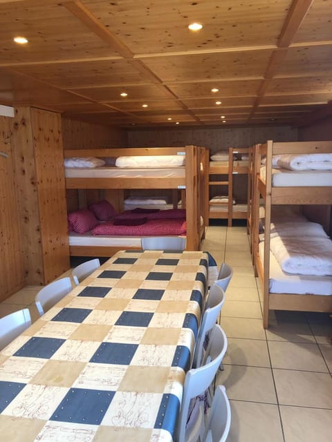 Bed, Bedroom, bunk bed