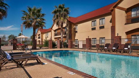 On site, Pool view, Swimming pool