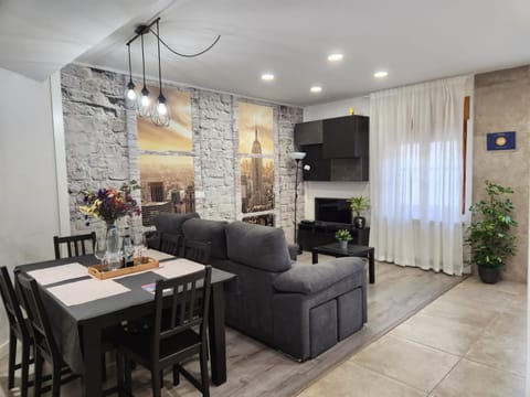 Lounge or bar