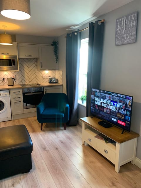 Coastal Bay Cottage Apartment in Primrose Valley