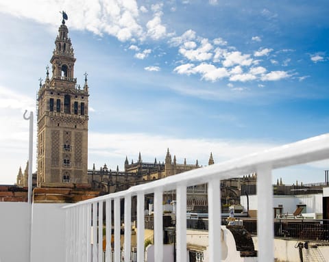 Balcony/Terrace, City view, Landmark view