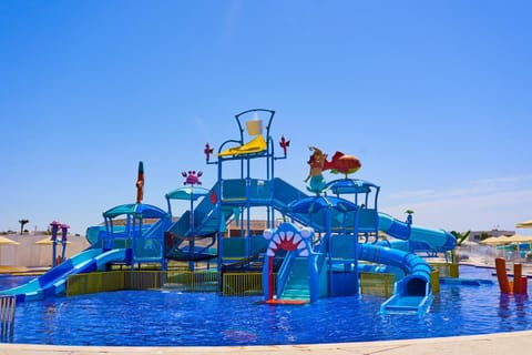 Aqua park, Swimming pool