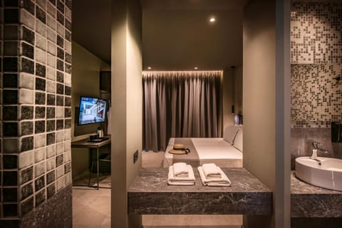Bathroom, Bedroom