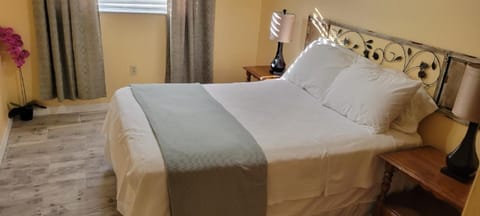 Cozy Condo For Rent In Melbourne Florida House in Melbourne