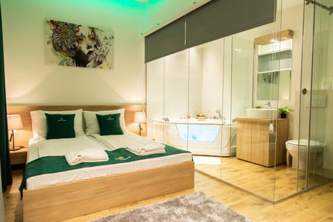 Bed, Bathroom, Photo of the whole room