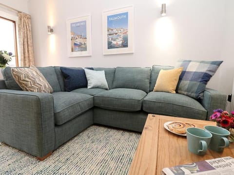 Hazel Barn House in England