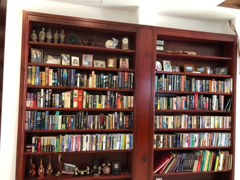 Library, Lobby or reception