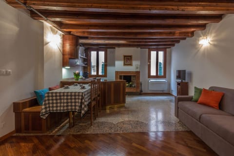 Kitchen or kitchenette, Living room, Dining area