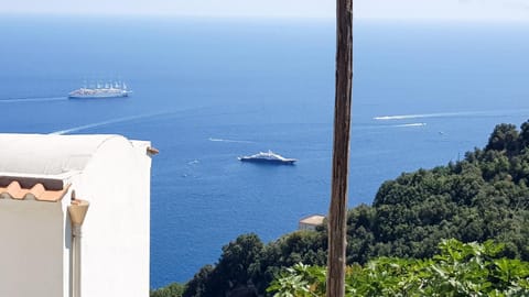 Garden view, Mountain view, Sea view