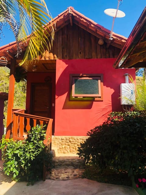 Pousada Pináles Inn in Visconde de Mauá