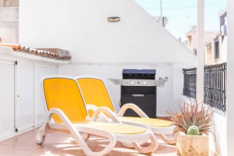 BBQ facilities, Balcony/Terrace, Balcony/Terrace, sunbed