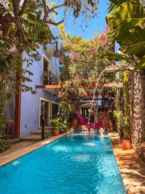 Swimming pool