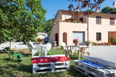 Property building, Patio, Garden