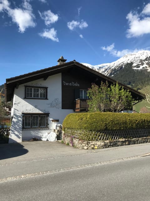 Property building, Spring