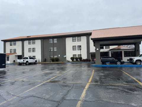 Super 8 by Wyndham Blytheville Motel in Blytheville