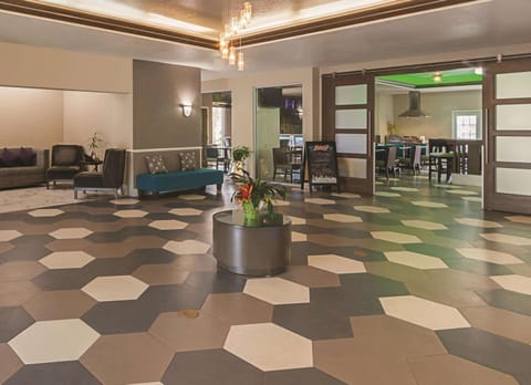 Lobby or reception, On site