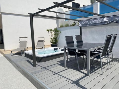 Villa Vodomar - Adults Only Apartment in Lika-Senj County