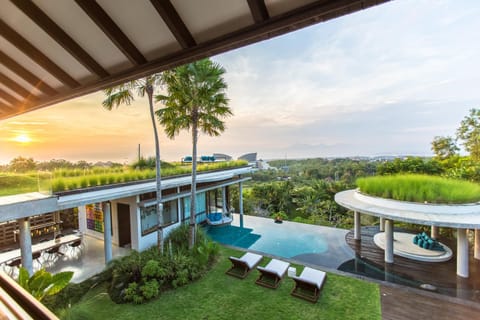 Patio, Garden, Garden view, Pool view, Swimming pool, sunbed