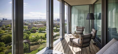 Balcony/Terrace, Photo of the whole room, On site