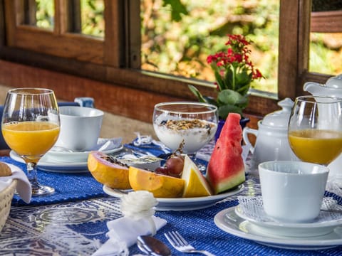 Restaurant/places to eat, Food and drinks, Breakfast