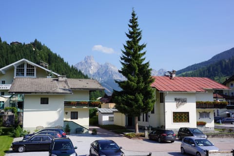 Property building, Summer