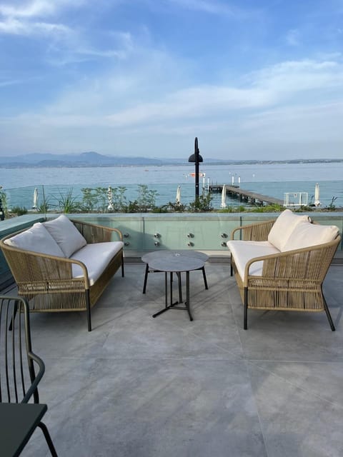 Balcony/Terrace, Lounge or bar