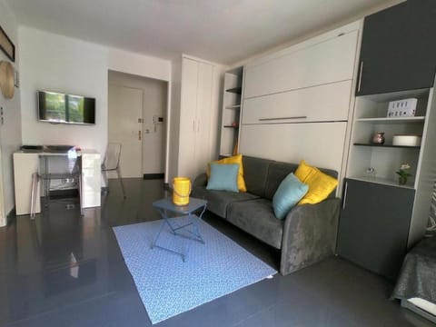 République n°1 Apartment in Avenue du Carnier