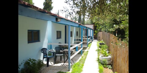 Property building, Day, Garden