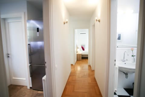 Bluscapes Home Apartment in Athens