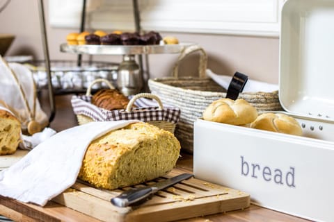 Coffee/tea facilities, Food and drinks, Breakfast, Buffet breakfast