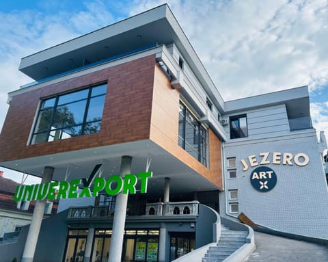 Property building, Property logo or sign, Logo/Certificate/Sign, Street view