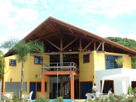 Property building, Day